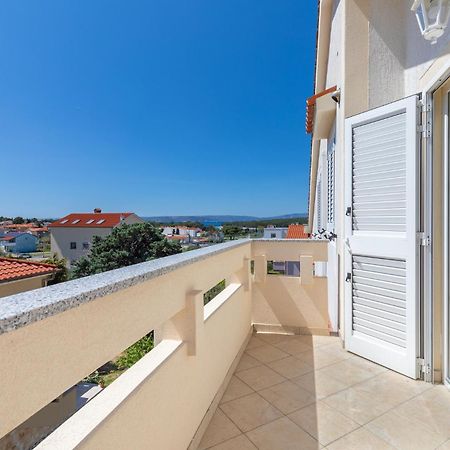Apartments With A Parking Space Punat, Krk - 20553 Exterior foto